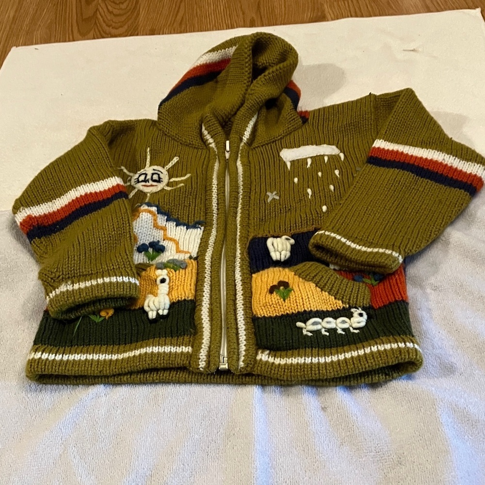 Child’s Original Tukuy Peru Handmade Peruvian Style Zip down Knitted Sweater